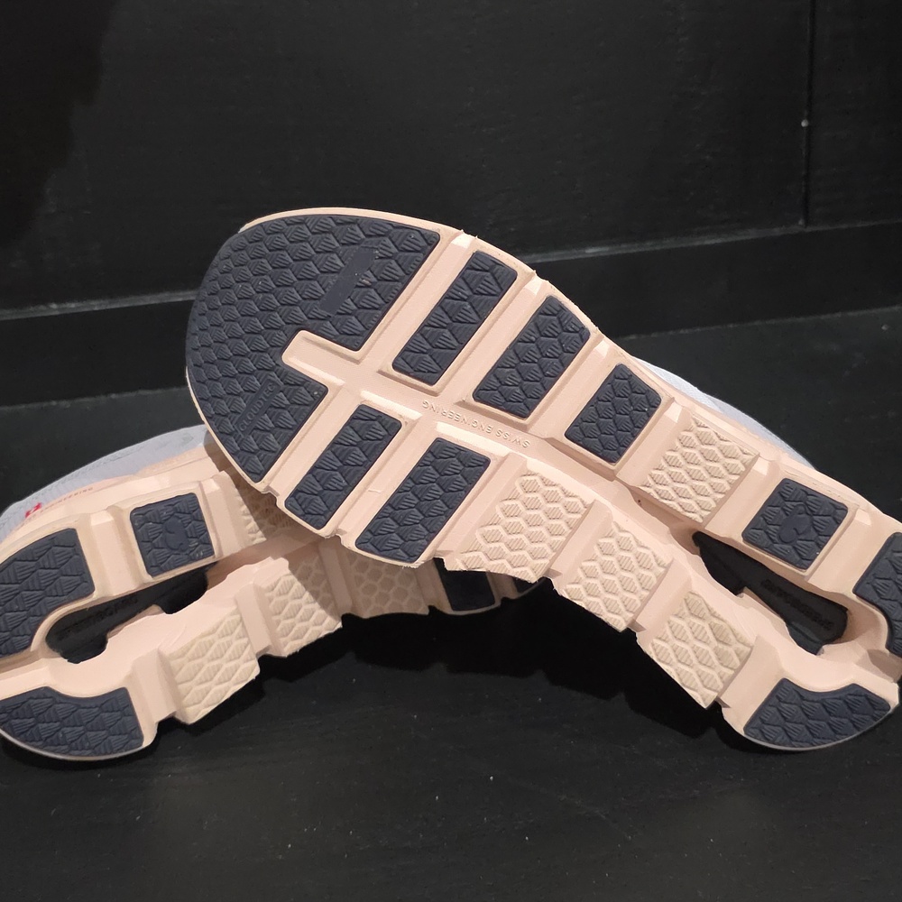 On Running Cloudrunner W8.5  Gray Lilac Peach Pink Dark Gray and Peach - Picture 5 of 7